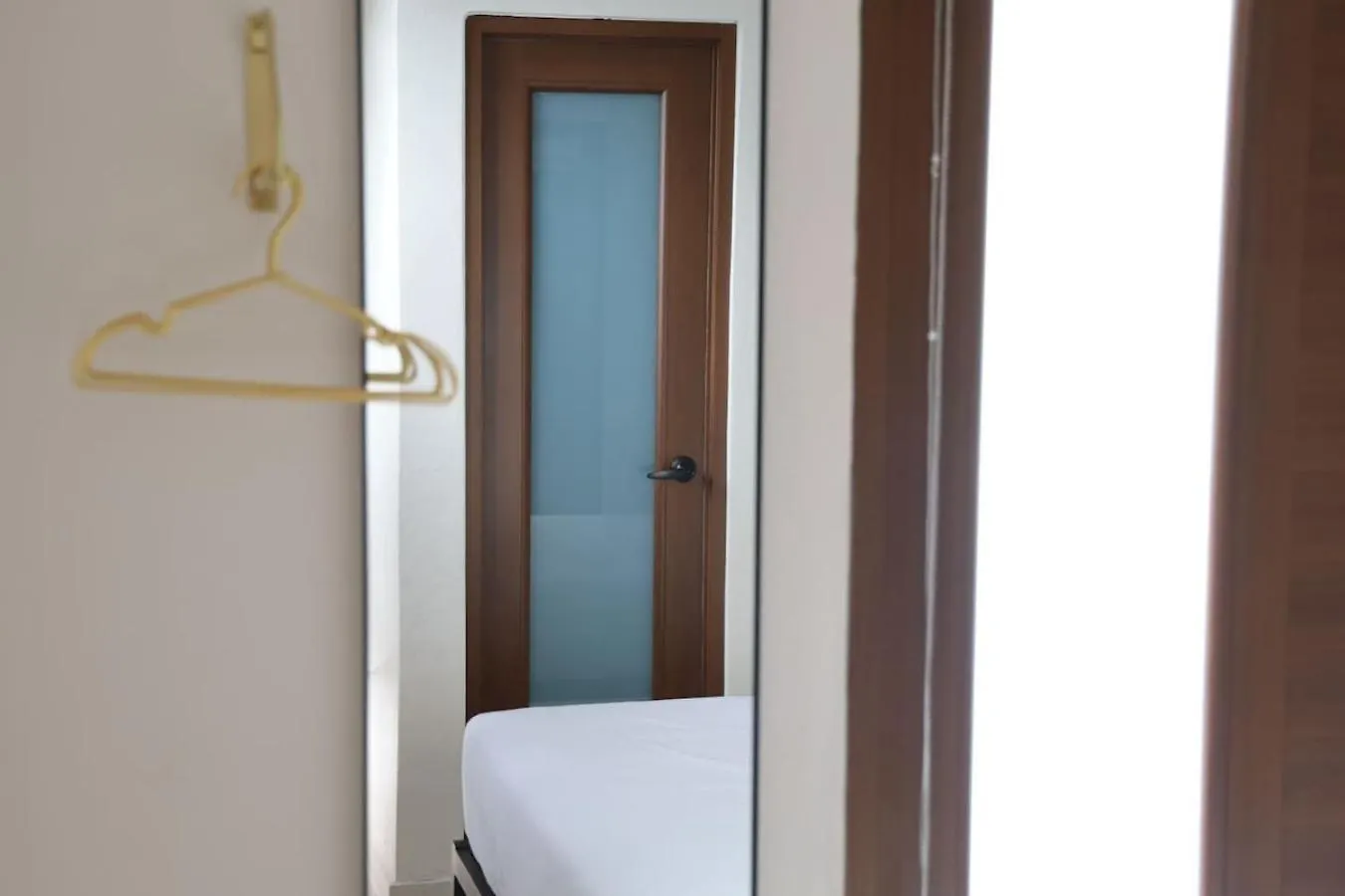 Room 15 Skyline Sips & Santurce Charm San Juan
