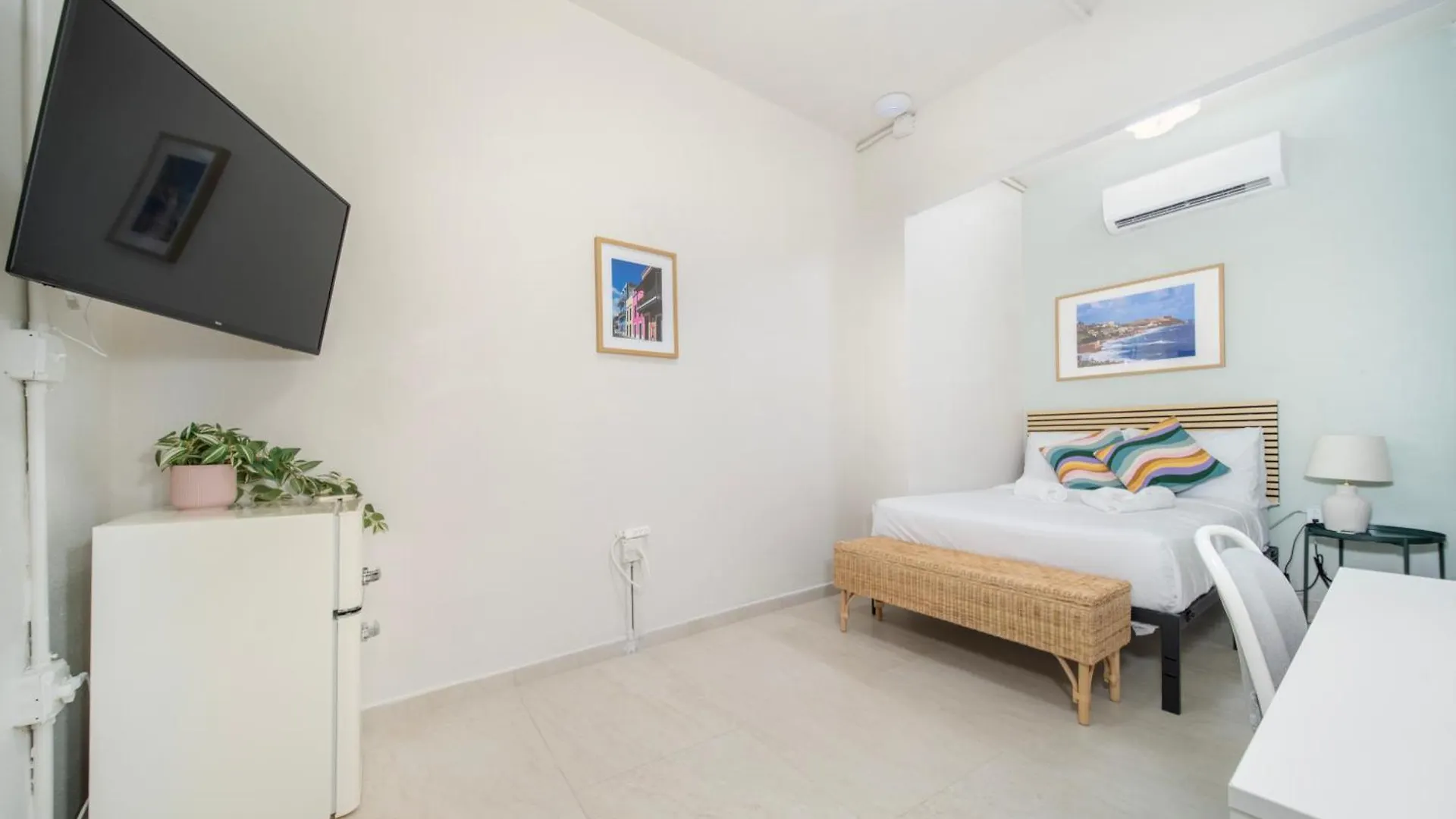 Room 15 Skyline Sips & Santurce Charm San Juan Hotel